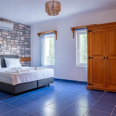 Karma Homes * טורונץ'